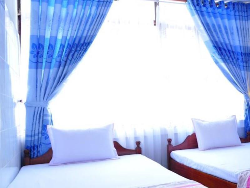 Anh Linh 1 Hotel دونغ هوي المظهر الخارجي الصورة