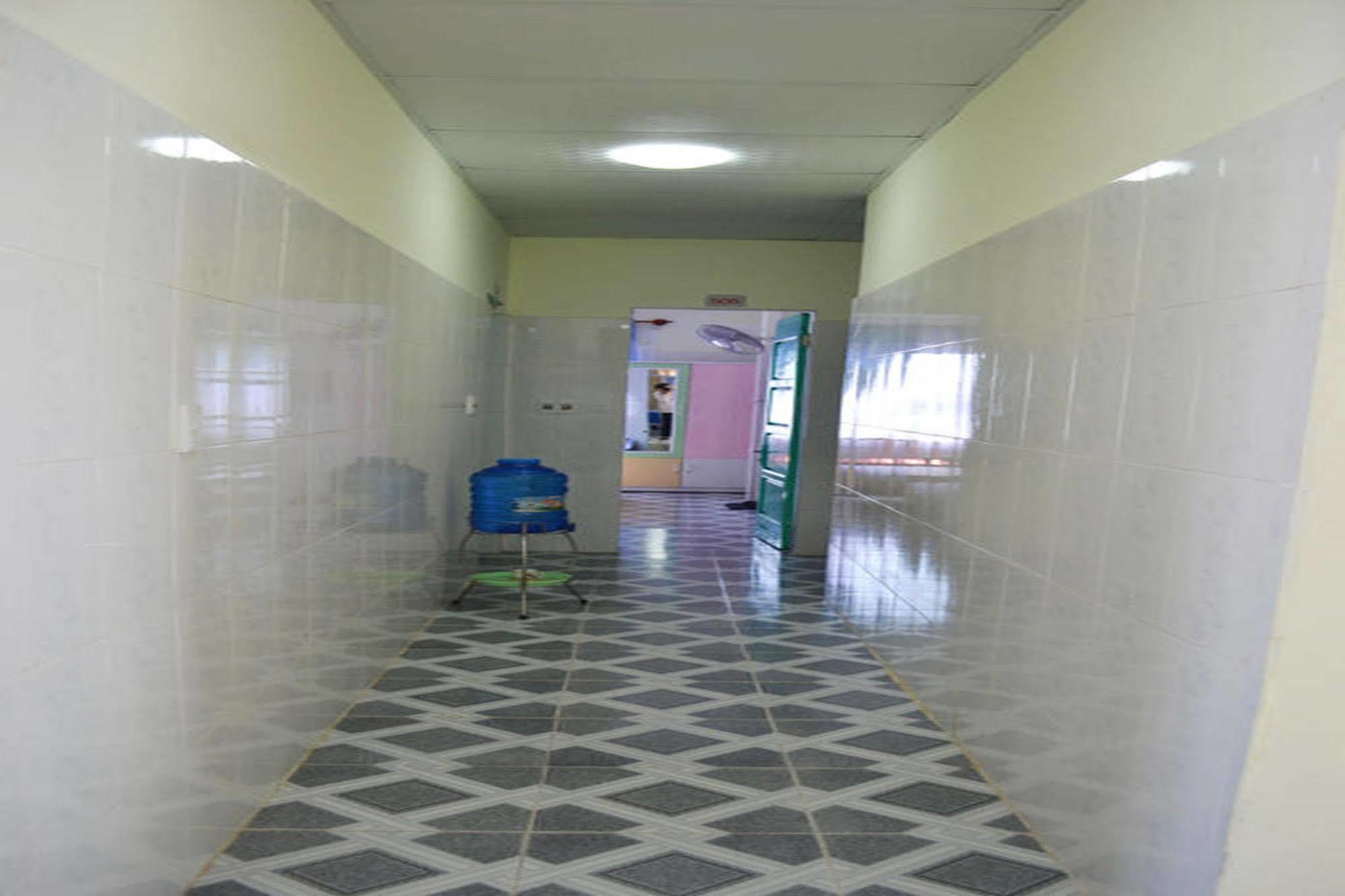 Anh Linh 1 Hotel دونغ هوي المظهر الخارجي الصورة